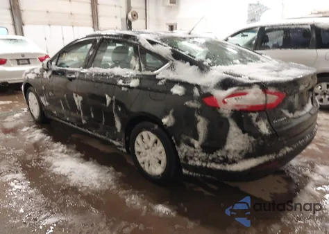 2013 Ford Fusion S из США, поврежденный, VIN 3FA6P0G75DR227205